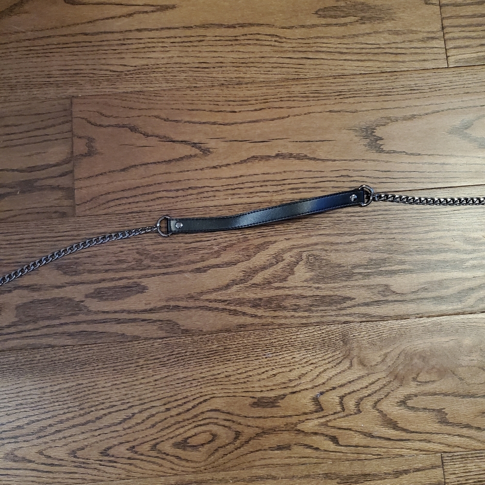 Crossbody chain strap attachment black gunmetal